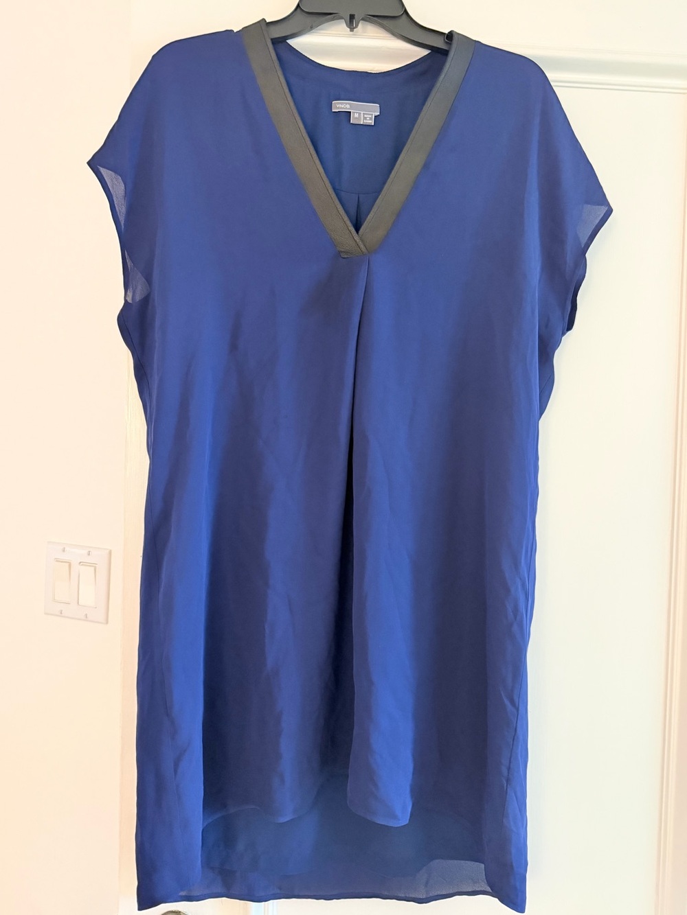 VINCE Navy V-Neck Tunic with black leather Trim size Med